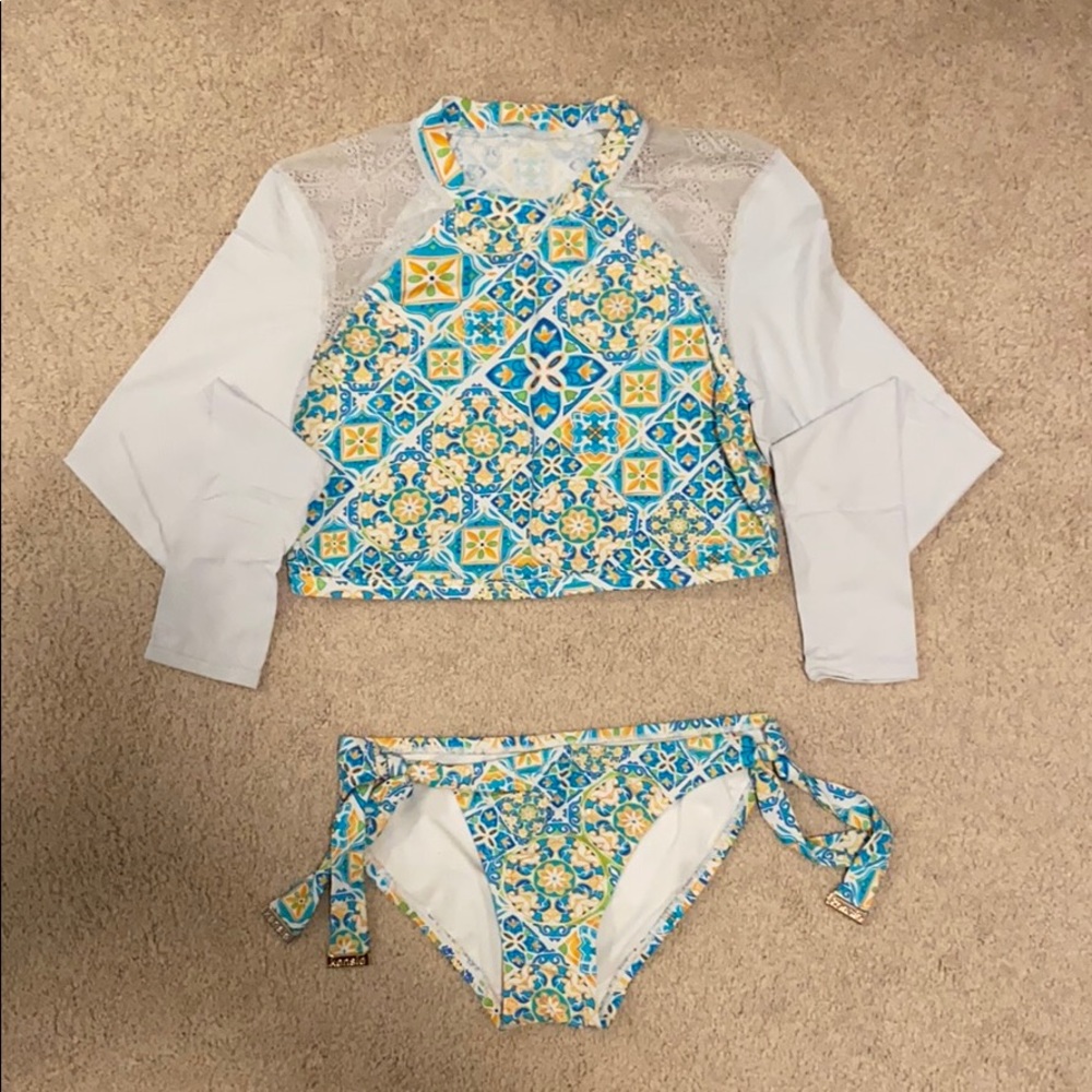 Rash guard Bikini Top with Hipster Bottoms